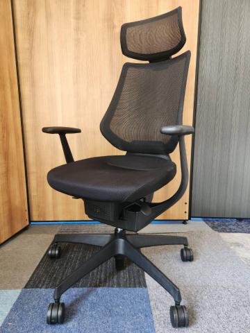 【中古】イング バーチカル 樹脂 CRS-G3402E6 コクヨ（KOKUYO） 肘付ハイバックチェア