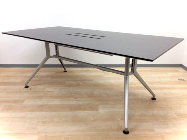 【中古】DDD DDDP-189WP-49 イトーキ（ITOKI） ミーティングテーブル（会議机）