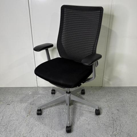 【中古】コーラルメッシュ CQ45GR FSH1 オカムラ（okamura） 肘付ハイバックチェア