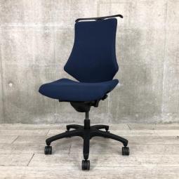 【在庫入替セール】イトーキ　エフチェア　クロスタイプ　ハイバック　ネイビーブルー　定番シリーズ　コートハンガー付き