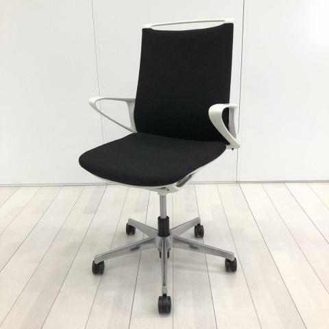 【中古】モード CA25BW　FWM1 オカムラ（okamura） 肘付ミドルバックチェア