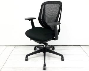 【肘有（可動肘/アジャストアーム）/コートハンガー無】ワークチェア  アームレスト付 ブラックボディ オススメ(おすすめ) 大人気 ・Okamura/オカムラ ・Sylphy/シルフィー ※横浜本店撮影画像※