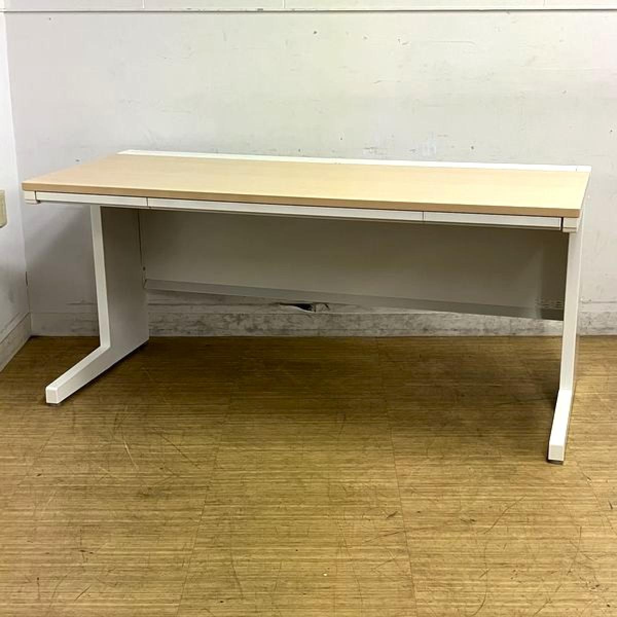 イナバ　デュエナ　平机　ナチュラル　広々使えるW1600サイズ　センター引き出し付きで小物の収納可能【愛知・名古屋・豊田・静岡・浜松】
                        デュエナ
                                    中古
            