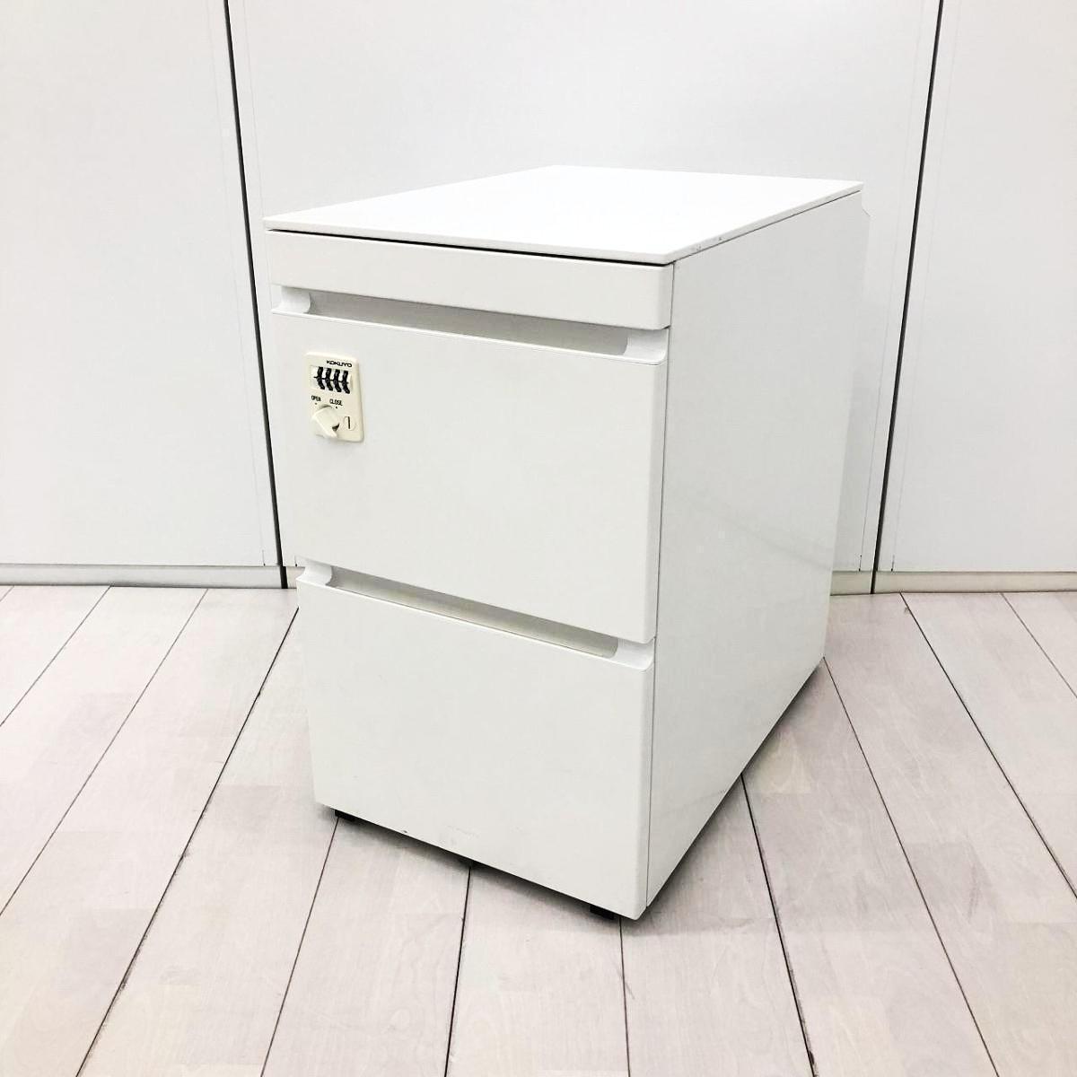 【576535】【鍵持ち歩き不要で便利なダイヤル錠タイプ！フリーアドレスデスクに必須な３段ワゴン！】■コクヨ(KOKUYO)製　GXシリーズ　3段ワゴン　フリアド用ワゴン　■キャスター付き　■W395×D605×H645mm　■ダイヤル錠　■ホワイト オフィスバスターズ　水戸サテライト　大子町　北茨城市　高萩市　日立市　常陸太田市　常陸大宮市　那珂市　東海村　ひたちなか市　城里町 水戸市　笠間市　茨城町　大洗町　小美玉市
                        GXワゴン
                                    中古
            