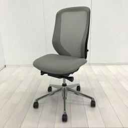 【オカムラ製品で最も人気を集める高機能メッシュチェア！】■オカムラ（okamura）製　シルフィー（Sylphy）チェア　肘無　ハイバック　背面メッシュ　■ライトグレー×ブラックシェル