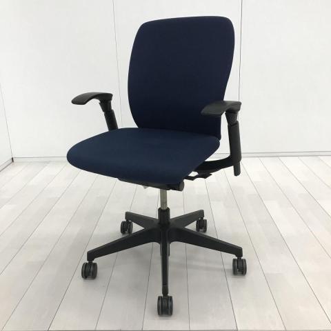 【中古】フルゴ KF-440GB-T1B2 イトーキ（ITOKI） 肘付ローバックチェア