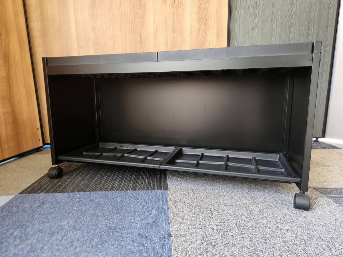 【オフィスやクリニックの入り口に必須の傘立て入荷！】■コクヨ製　傘立て　5×12マス　W890×D350㎜　■ブラック　【大容量】
                        その他シリーズ
                                    中古
            