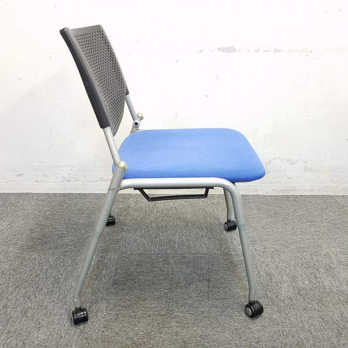 中古】プロスタック オカムラ/okamura スタッキングチェア 586689 