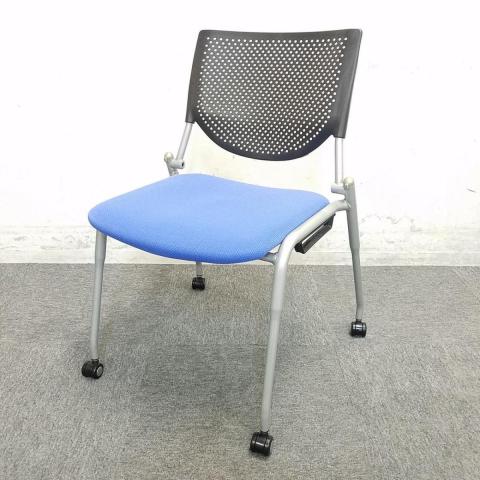 【中古】プロスタック  オカムラ（okamura） スタッキングチェア