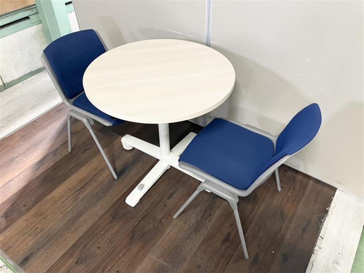 オカムラ　トレッセ　４つ足会議テーブル　Ｗ1800ｘ700　H720　白天板『中古良品』 オカムラ（okamura） トレッセ(tresse) 一覧 - 中古オフィス家具なら