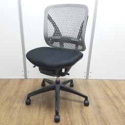 ★イナバ製　イエラ　グレーxブラック　背面：樹脂メッシュ　ランバー付　まとめて揃います！　背中全体を包み込むような安定感！　肘無しローバックチェア！！