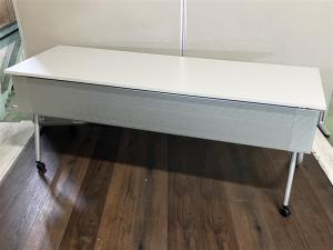 ロットで揃うサイドスタックテーブル入荷！！　オカムラ製W1800　テーブル　#岐阜#愛知#三重#静岡#CS在庫