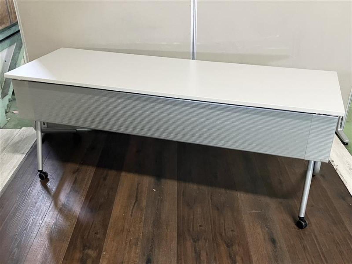 ロットで揃うサイドスタックテーブル入荷！！　オカムラ製W1800　テーブル　#岐阜#愛知#三重#静岡#CS在庫
                        その他シリーズ
                                    中古
            