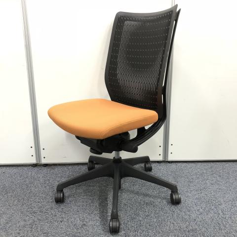 【中古】ヴィスコンテチェア CW64ZA-FBA8 オカムラ（okamura） 肘無ハイバックチェア