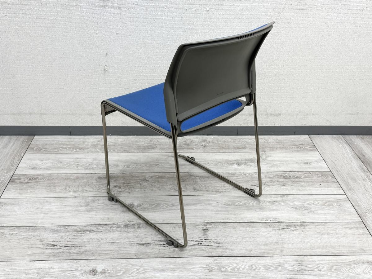 中古】リット 8126SZ オカムラ/okamura スタッキングチェア 586768 