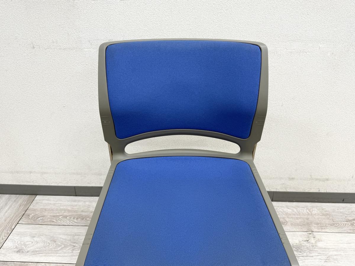 中古】リット 8126SZ オカムラ/okamura スタッキングチェア 586769 