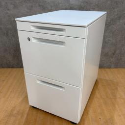 《在庫入替セール品》コクヨ製の3段ワゴン【GTシリーズ/ホワイト】が値下されました！　＊福岡市で中古オフィス家具をお探しなら、オフィスバスターズ福岡南店へ！