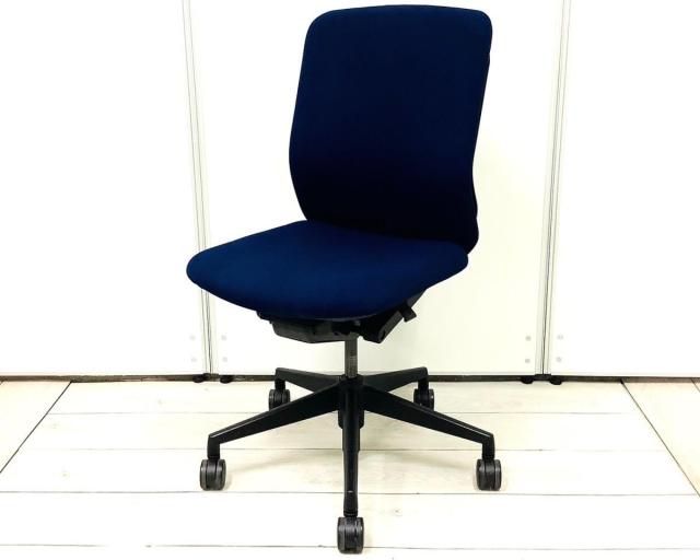 【中古】クレネ KRA-00C ウチダ（UCHIDA) 肘無ミドルバックチェア