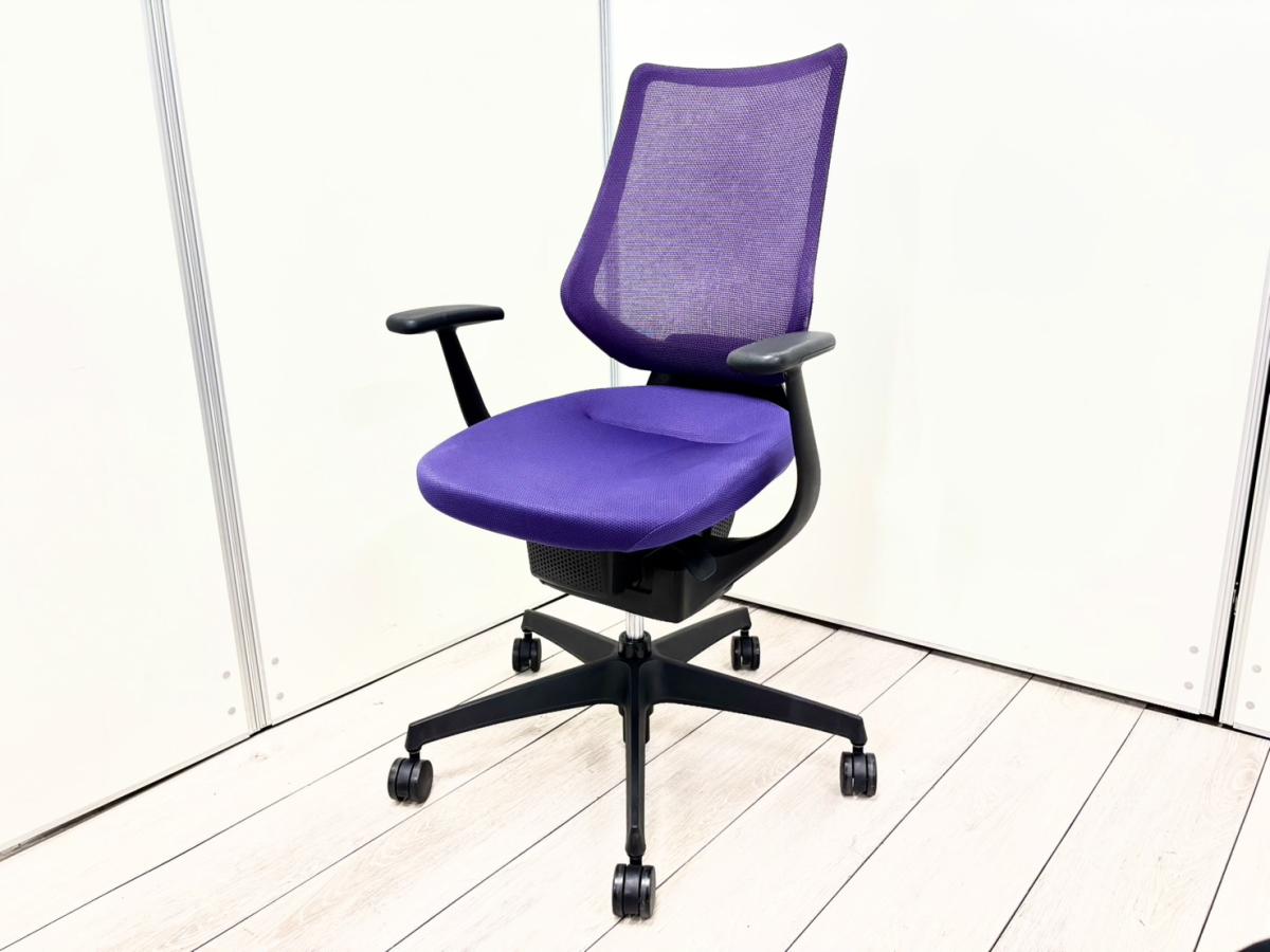 【座りながら健康に！】イスとひとつになれる新感覚！360°揺れて体を自由に動かせる「グライディング・メカ」搭載！ 
■コクヨ/イングチェア （ing）/ディープパープル　背面メッシュタイプ　ウィルビーイング【ABW】
                        イング バーチカル 樹脂
                                    中古
            