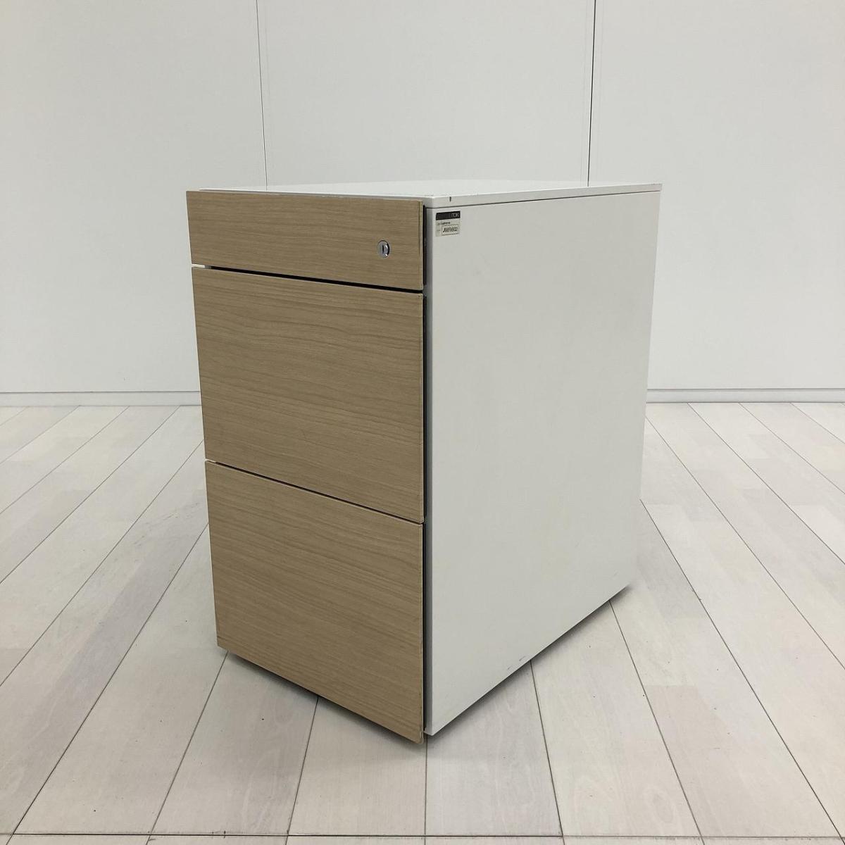 希少/おすすめ/人気　■イトーキ（ITOKI）製　インステート（INSTATE）シリーズ　３段ワゴン　H680㎜　■キャスターロック付　■シリンダー錠　■ファインウォールナットL/本体:ホワイト
                        インステート
                                    中古
            