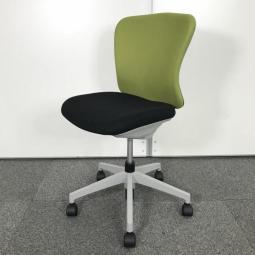 ローコスト/人気/おすすめ　■イナバ（INABA）製　バルチェ（Valche）シリーズ　肘無　ローバックチェア　■背面グリーン×座面ブラック