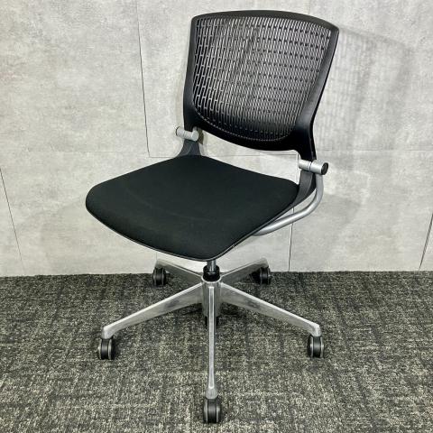 【中古】グラータチェア  オカムラ（okamura） ミーティングチェア