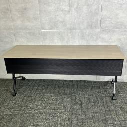 ★2022年製！【イトーキ製サイドスタックテーブル】/希少なアッシュグレー/1860/折り畳みテーブル/会議用に/ロット商品