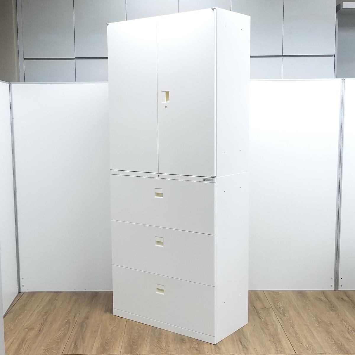 【A4が6段分収納可能！搬入時は上下別の2個口での納品となるためエレベーター搬入も安心！】■オカムラ製　SA　両開き＋3段ラテラル書庫　書庫セット　■シリンダー錠　■色：ホワイト　オフィスバスターズ　神戸店
                        SAシリーズ
                                    中古
            