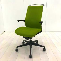 【587004】【手元のレバーで上下昇降が可能！スタイリッシュなコクヨ製の定番シリーズ！】■コクヨ（KOKUYO）製　エムフォー（M4）チェア　肘付　ハイバック　背面メッシュ　■固定肘　■リーフグリーン　オフィスバスターズ　水戸サテライト　大子町　北茨城市　高萩市　日立市　常陸太田市　常陸大宮市　那珂市　東海村　ひたちなか市　城里町 水戸市　笠間市　茨城町　大洗町　小美玉市