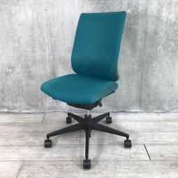 【納得の座り心地！魔法のように売れ続けている定番のオフィスチェア！】■コクヨ（KOKUYO）製　ウィザード（wizard）チェア　肘無し　ハイバック　■フォレストグリーン ×ブラックシェル 【T4】