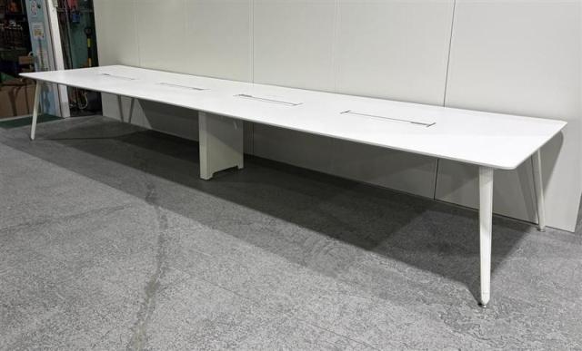 【中古】プリシード  オカムラ（okamura） ミーティングテーブル（会議机）