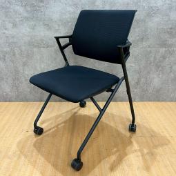 ◆2021年製【4脚1セットでの販売！！】コクヨ製のミーティングチェア【ピエガチェア/ブラック色】が入荷いたしました！ ＊良品を格安で！「オフィスバスターズ福岡南店」は、福岡を拠点として、全国へ中古オフィス用品・オフィス家具を提供しております