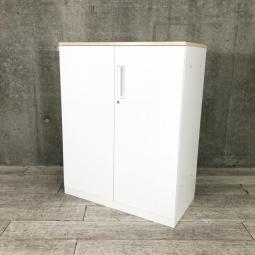 【天板付きなので書庫としてもカウンターとしても使えます！】■KOKUYO（コクヨ）製　エディア（EDIA）シリーズ　両開き書庫　H113mm　■天板:木目調×ホワイト