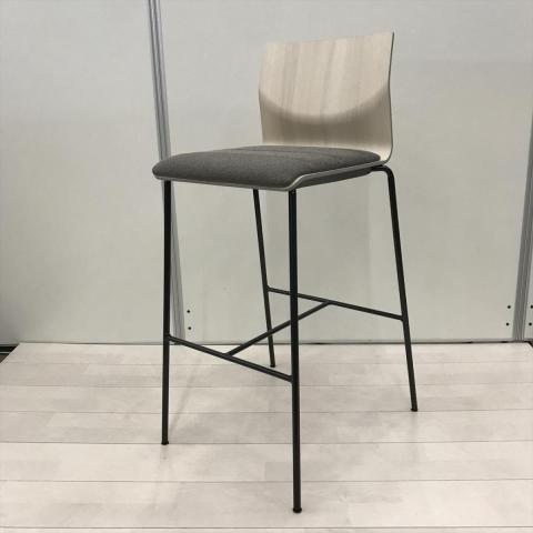 【新古】スイープ  オカムラ（okamura） チェアその他