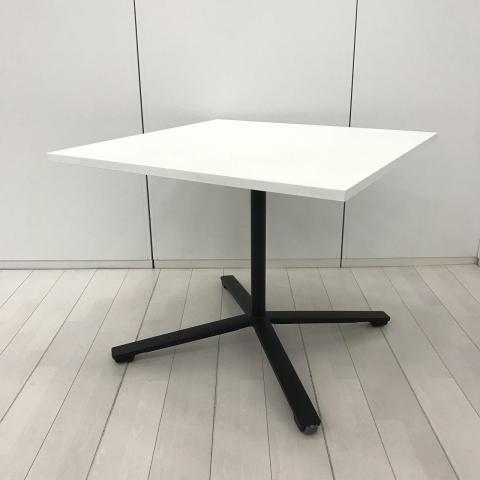 【中古】ビエナ MTT-V99MAW コクヨ（KOKUYO） スタックテーブル(長机/折りたたみ/会議用)