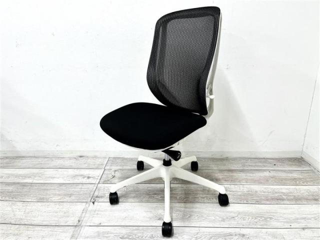【中古】シルフィーメッシュ  オカムラ（okamura） 肘無ハイバックチェア