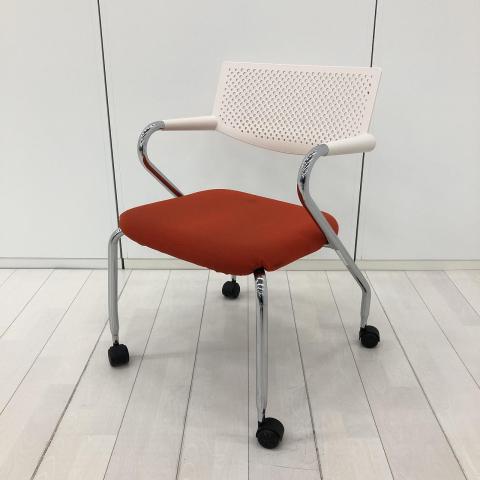 【中古】ビザロール  vitra（ヴィトラ） スタッキングチェア