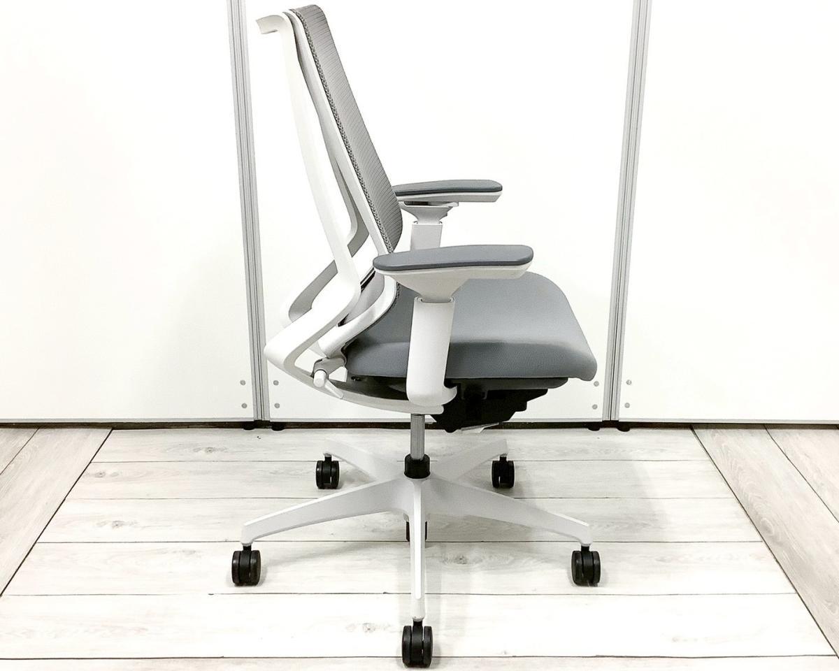 中古】デュオラ メッシュ CRSG3000E1 コクヨ/KOKUYO 肘付ハイバック 