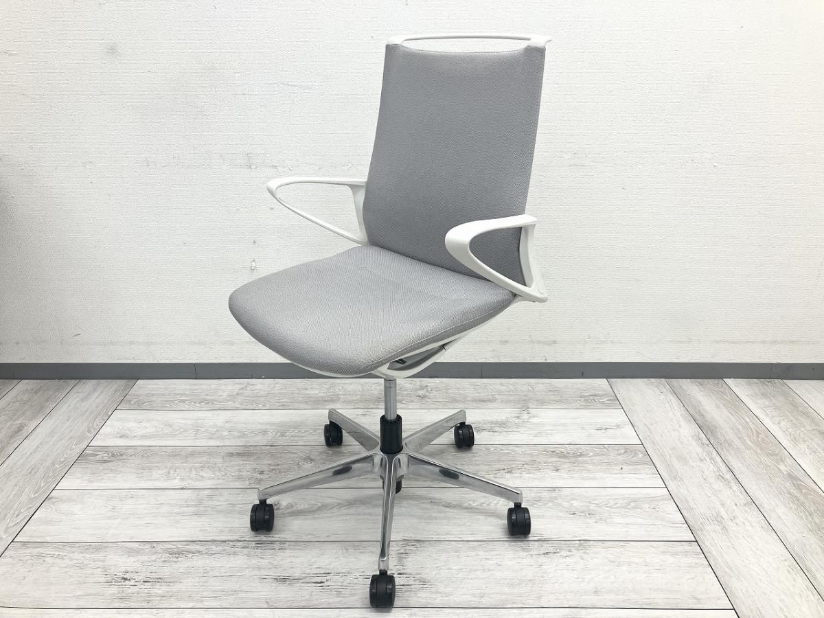 オーダーメイドのスーツのように身体に馴染む座り心地#岐阜市 #大垣市 #各務原市 #多治見市 #羽島市 #一宮市 #名古屋市 #春日井市 #小牧市 #四日市市 #三重県 #滋賀県
                        モード
                                    中古
            