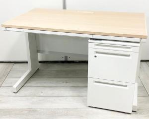 【セット商品（デスク×１台/ワゴン×１台）】人気ナチュラル天板・幅1200㎜のデスクで居心地の良いオフィスに！
■ウチダ/スカエナSタイプシリーズ（SCAENA Stype）/天板ナチュラル　本体ホワイト　※ワゴンは在庫状況によって変動する可能性が御座います。