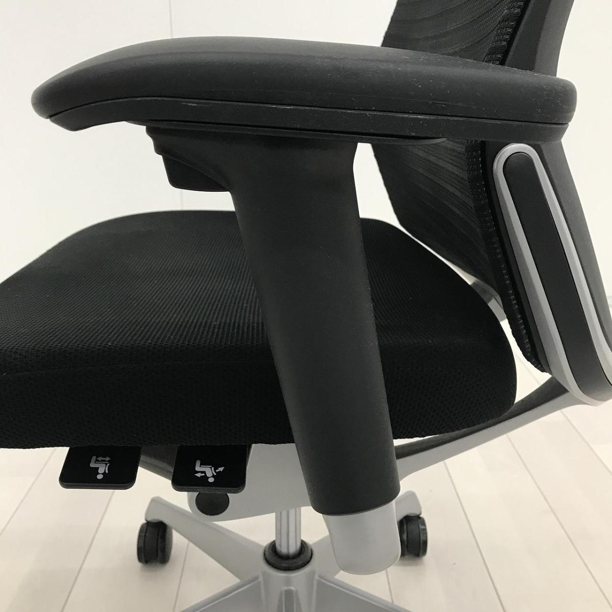 中古】コーラルメッシュ CQ8AGR FSH1 オカムラ/okamura 肘付ハイバック 