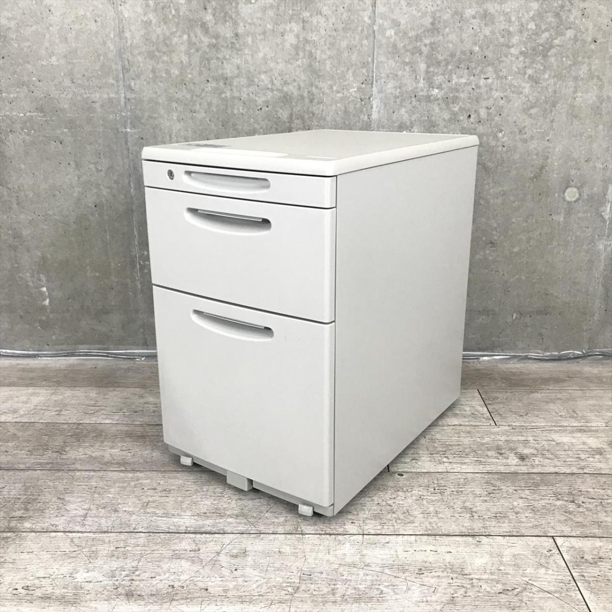 ■オカムラ（okamura）製　SDシリーズ　3段ワゴン　デスクインワゴン　キャスター付き　H610mm　■シリンダー錠
                        SD
                                    中古
            