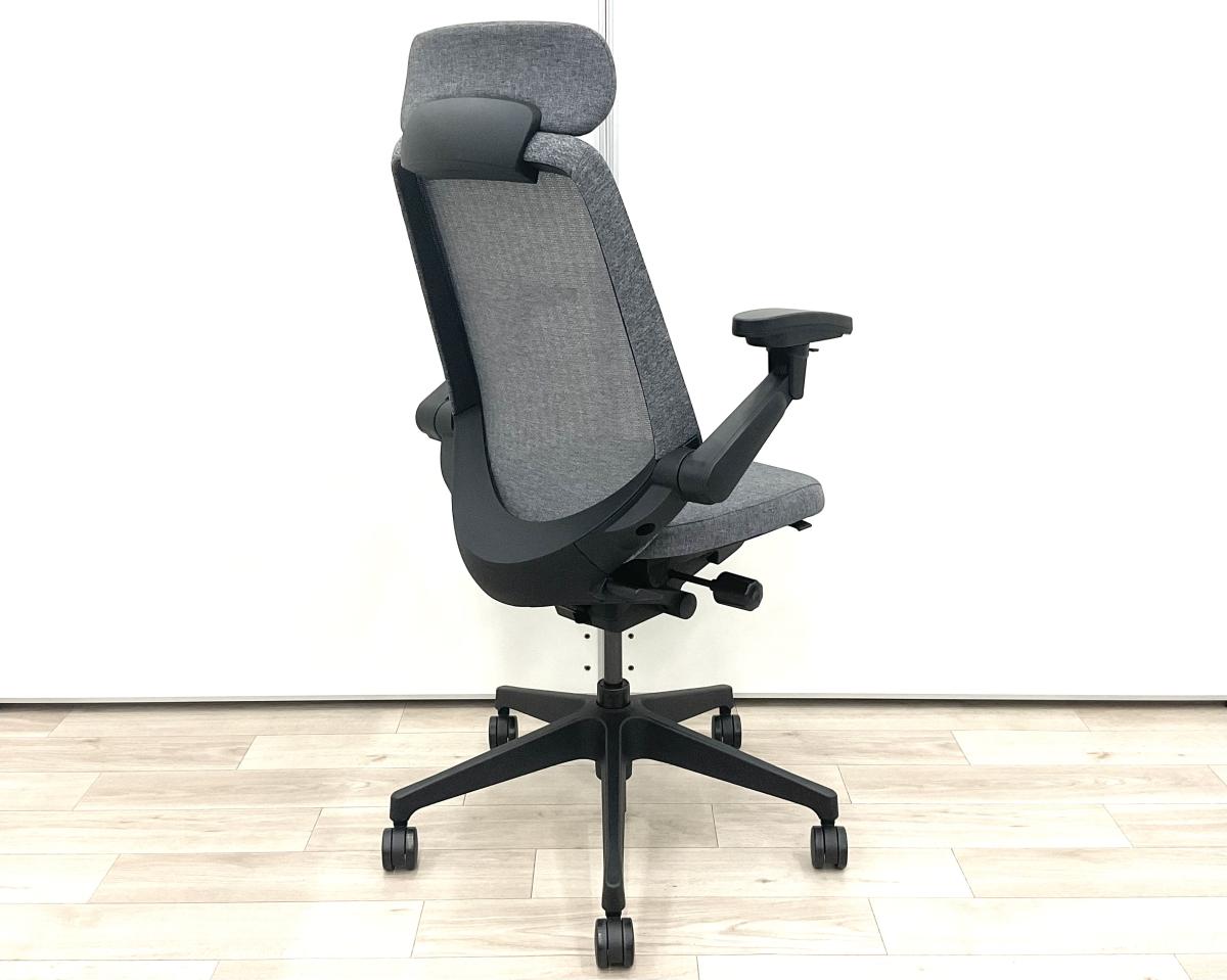 中古】ノート イトーキ/ITOKI 肘付ハイバックチェア 587590 - 中古
