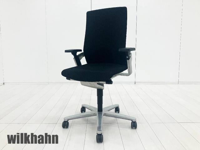 【中古】ONチェア  Wilkhahn（ウィルクハーン） 肘付ハイバックチェア