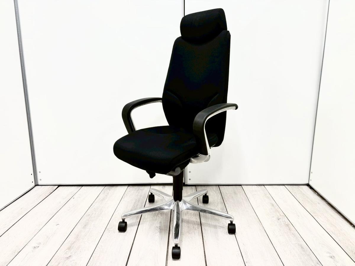 【在庫入替セール品！】先進的なデザインと充実の機能性を両立！希少かつ人気の高いヘッドレスト付きOAチェアが入荷！
■プラス/giroflex 64(ジロフレックス 64)/ブラック　エクストラハイバック
                        giroflex 64
                                    中古
            