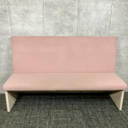 定価20万円以上！！★オカムラ製ブース用ソファの入荷/オカムラ/ブレスタ/セットでいかがでしょうか　ファミレスブース　ABW　ピンクがアクセントに　福岡　中古家具　安い　メーカー品