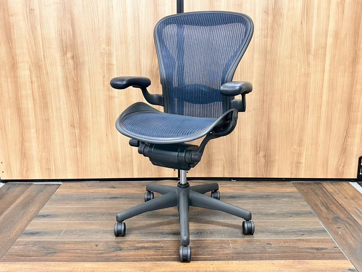 中古】アーロンチェア Herman Miller/ハーマンミラー 肘付ハイバック