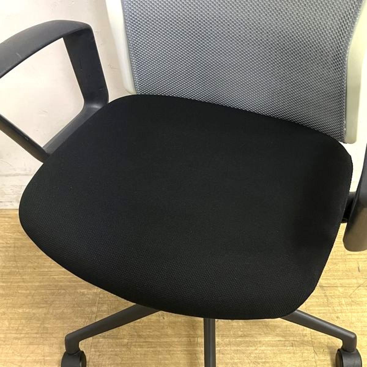 中古】アクトディアチェア ウチダ/UCHIDA 肘付ハイバックチェア 587680