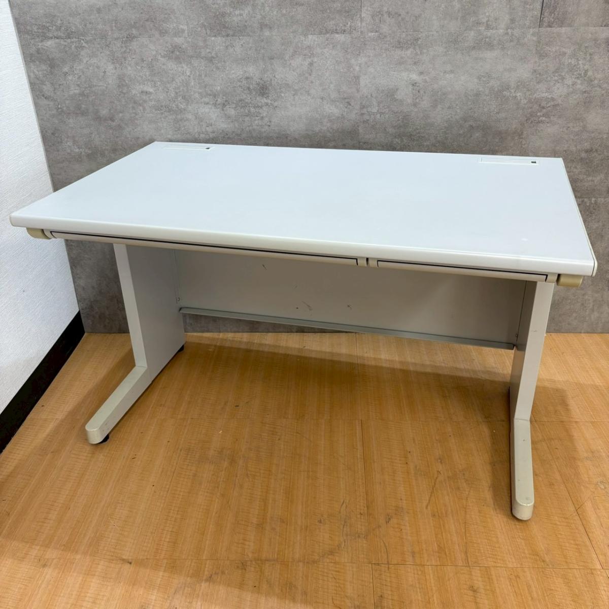 ナイキ製の平机(事務机)が入荷しました！　＊良品を格安で！「オフィスバスターズ福岡南店」は、福岡を拠点として、全国へ中古オフィス用品・オフィス家具を提供しております
                        その他シリーズ
                                    中古
            