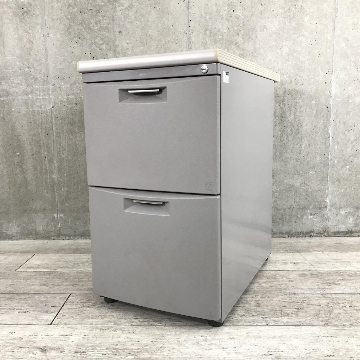 袖机 脇デスク D700 A4ファイル2段収納可能 オススメ(おすすめ) 大人気 ・ITOKI／イトーキ ・CZ／シーゼット ※横浜本店撮影画像※
                        CZシリーズ
                                    中古
            